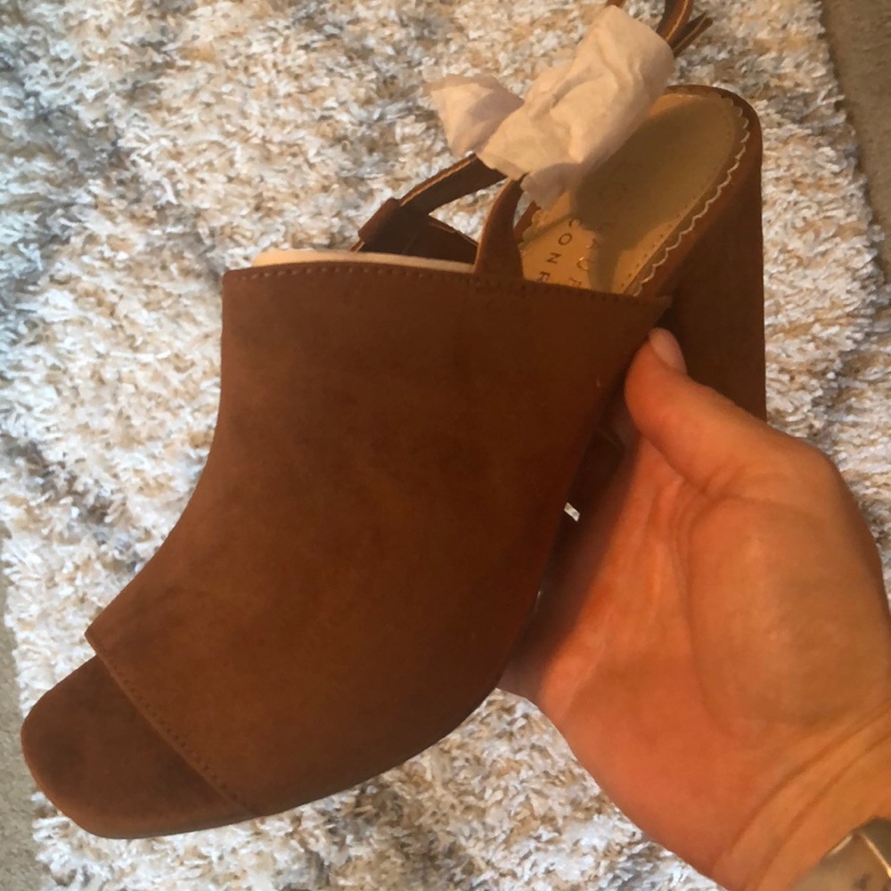 LC Lauren Conrad Alexandrite Heeled Mule Sandal - Picture 3 of 6